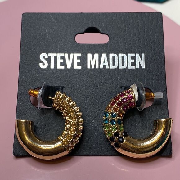 💛 New! Steve Madden Asymmetrical Multi Colour Crystal Gold Hoop Earrings - Picture 2 of 2